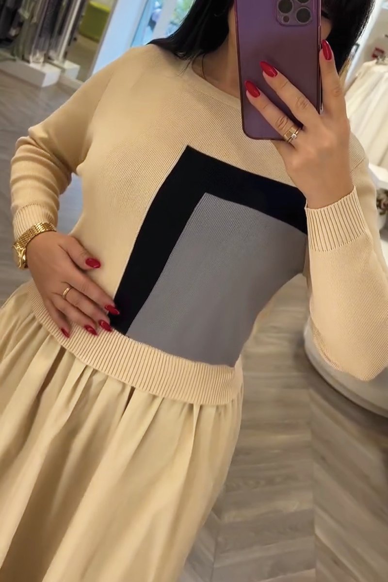 Effortlessly Elegant Dress with a Timeless Design
