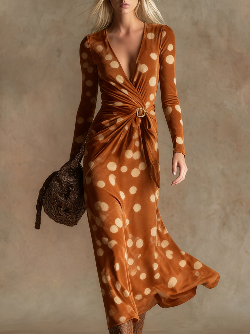 A Vintage Style Dress with Delicate Timeless Details