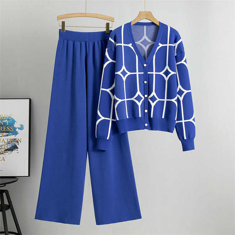 Gracefully Styled Sweater for Any Occasion