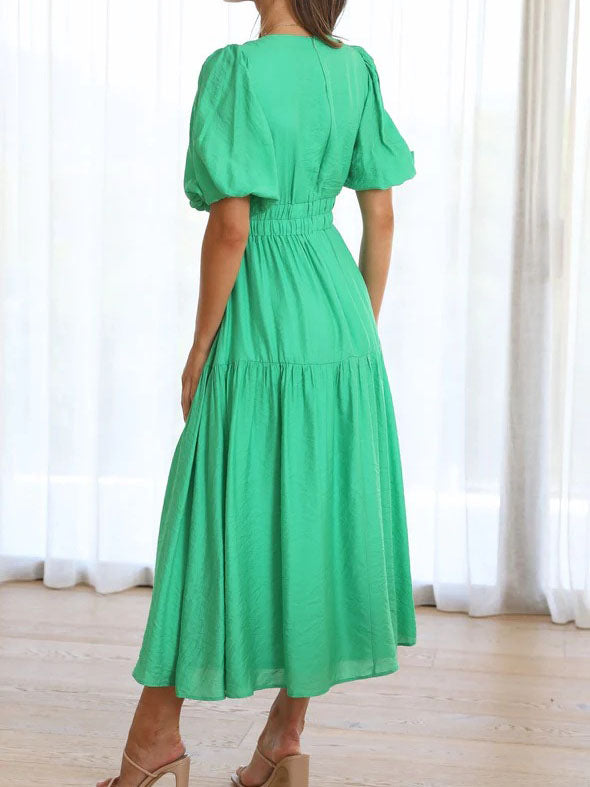 Beautifully Crafted Dress in a Classic Style