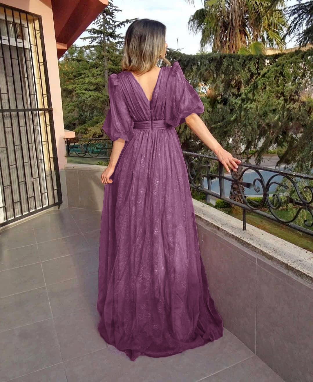 Gracefully Styled Dress for Any Occasion