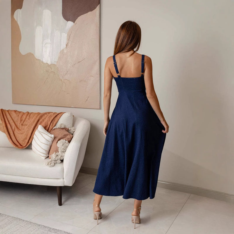 Classic Vintage Dress with a Flattering Fit