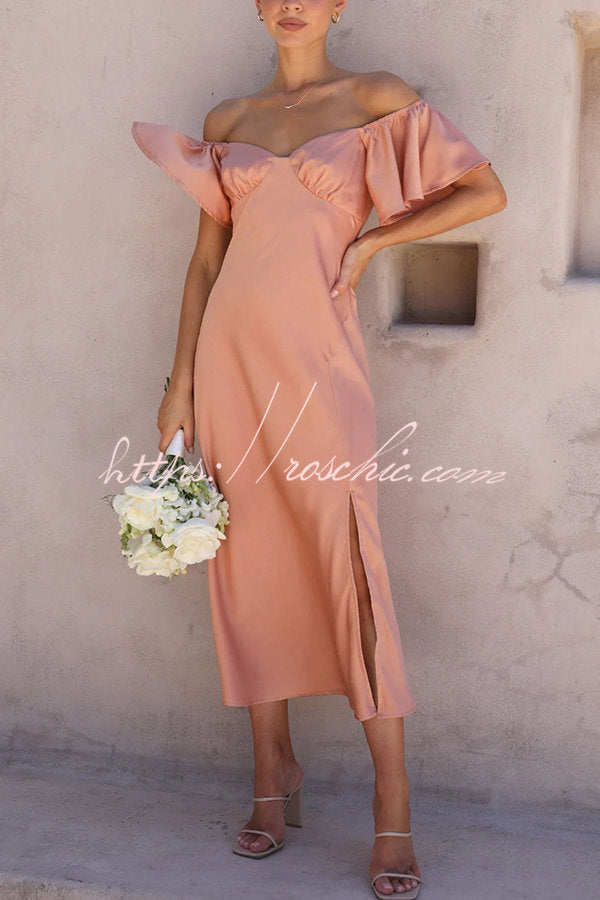 Sophisticated Dress with a Clean Classic Look