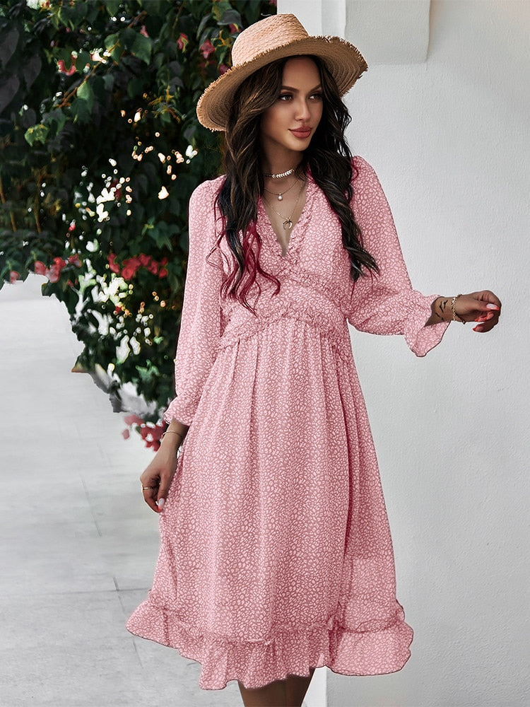 Sophisticated Dress with a Clean Classic Look