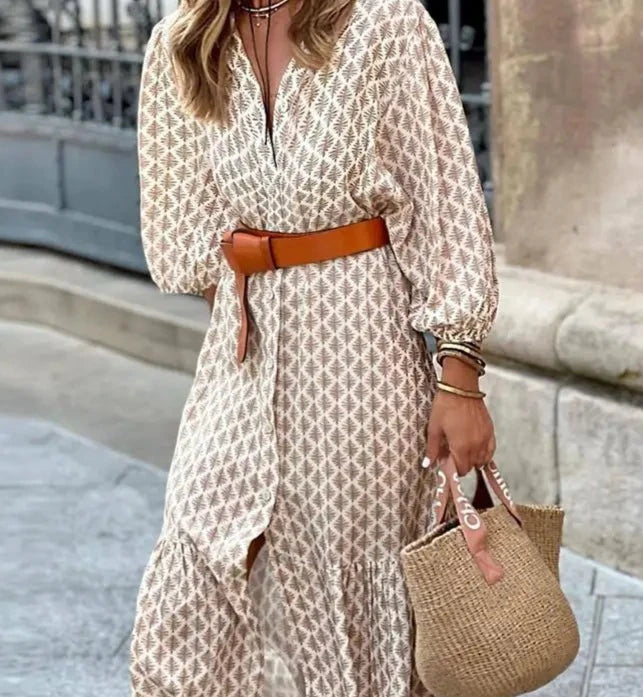 Gracefully Styled Dress for Any Occasion