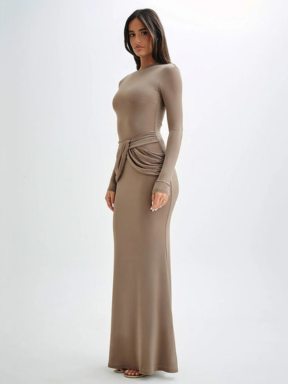 Gracefully Styled Dress for Any Occasion