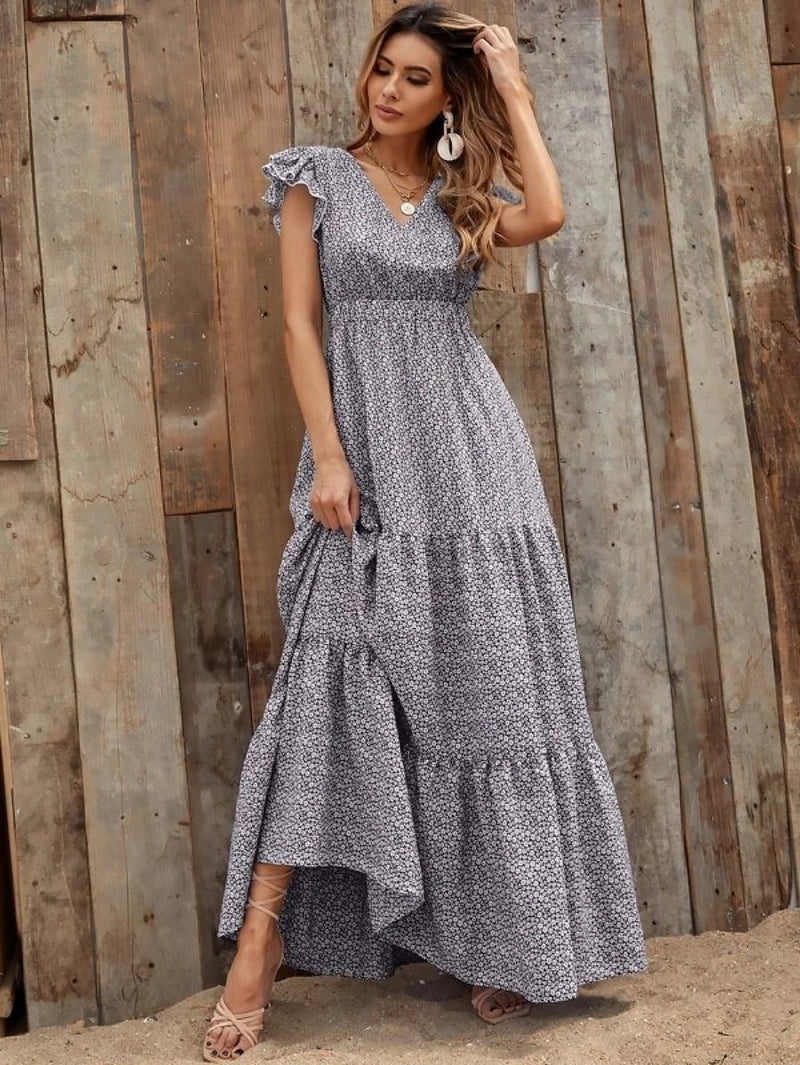 Gracefully Styled Dress for Any Occasion