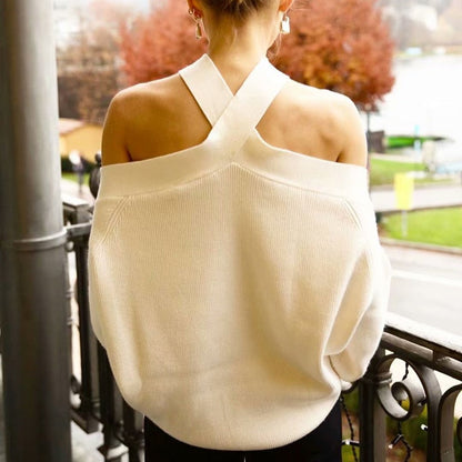 Effortlessly Elegant Sweater with a Timeless Design