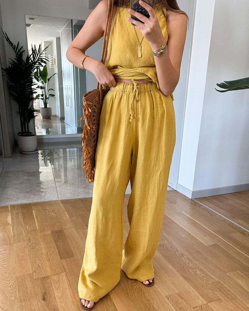 Sophisticated Garment with a Clean Classic Look