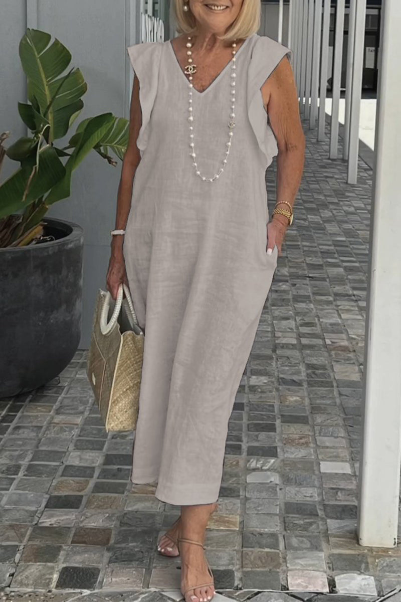 Beautifully Finished Dress in a Timeless Design