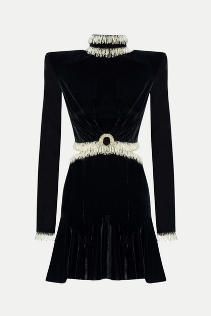 A Vintage Style Dress with Delicate Timeless Details