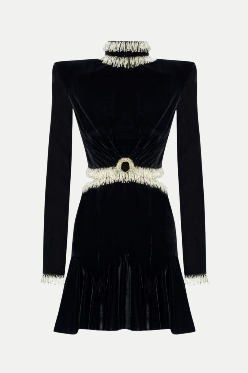 A Vintage Style Dress with Delicate Timeless Details