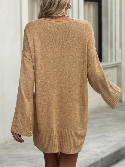 Effortlessly Elegant Sweater with a Timeless Design