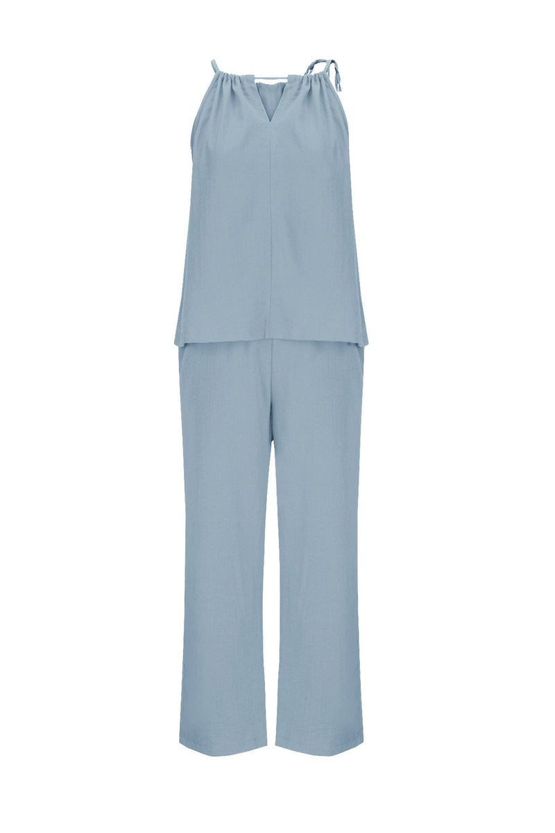 Effortlessly Elegant Pants with a Timeless Design