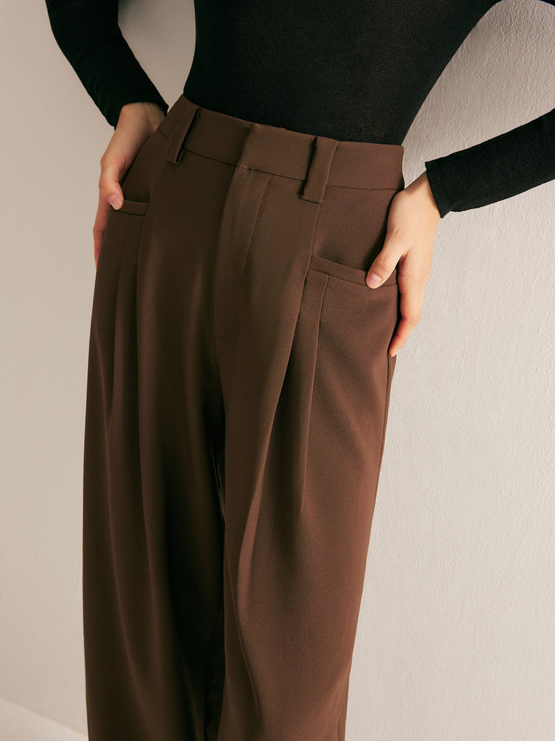 Classic Vintage Pants with a Flattering Fit