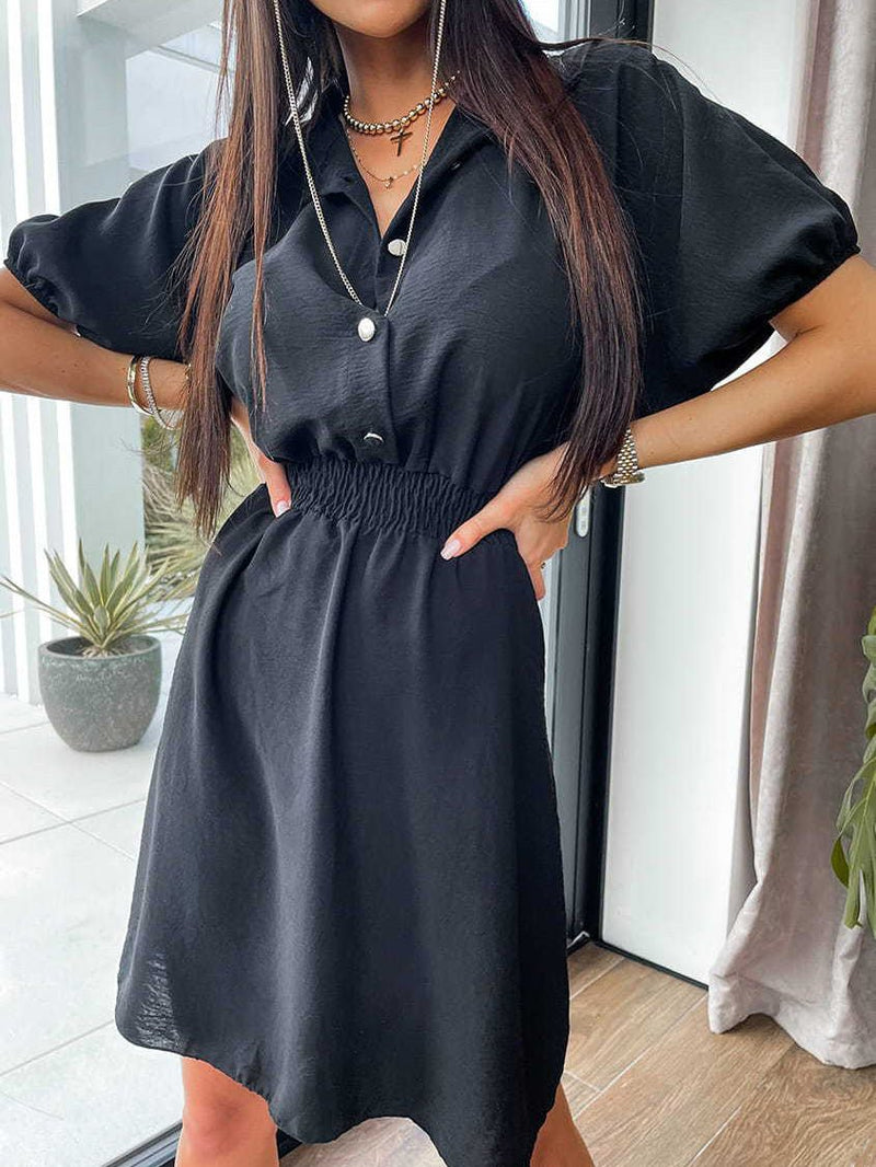 Classic Vintage Dress with a Flattering Fit