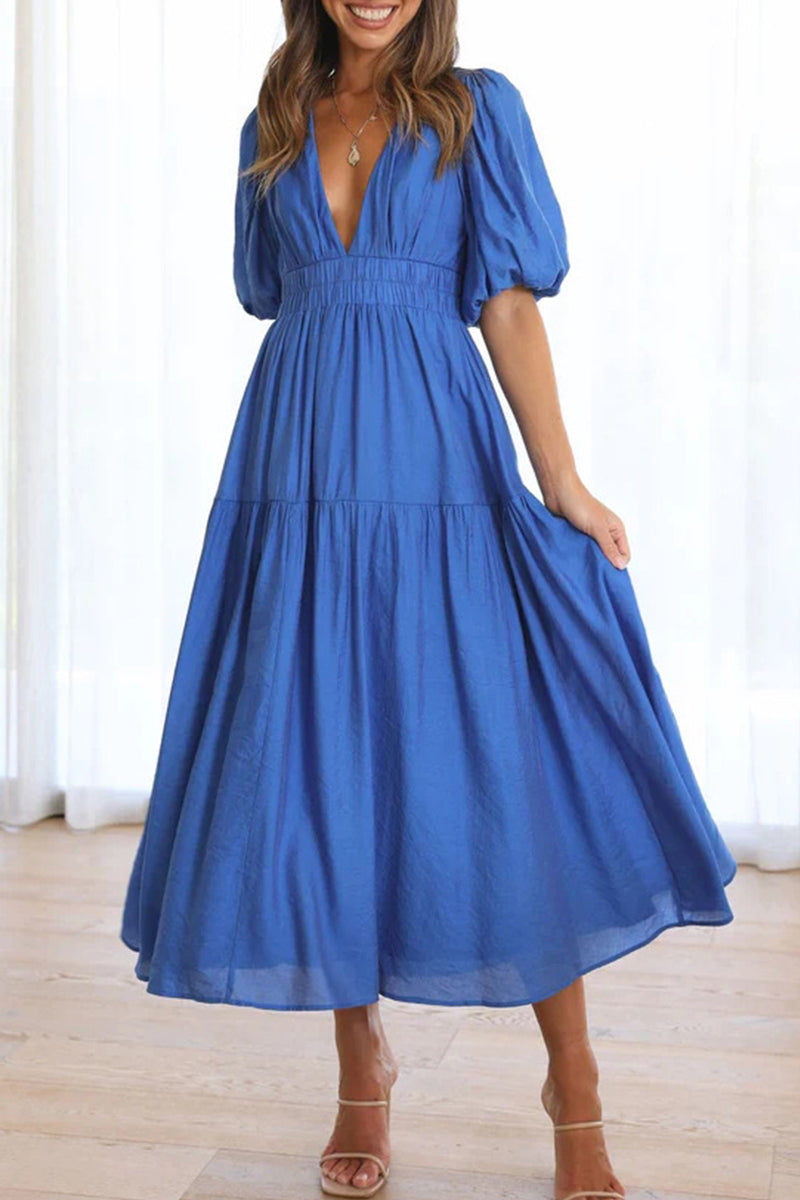 Classic Vintage Dress with a Flattering Fit