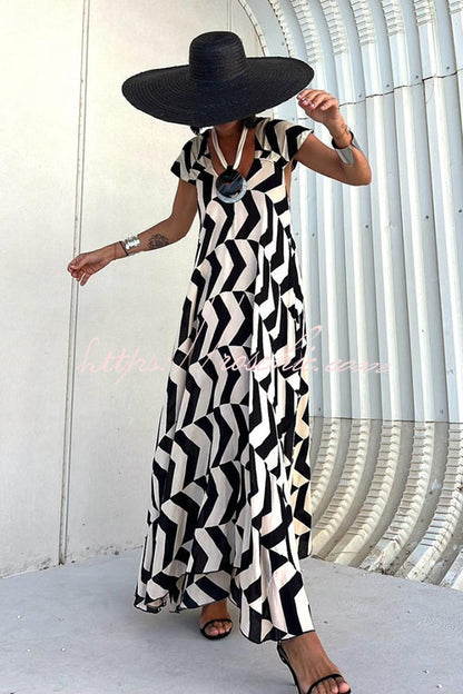 Classic Vintage Dress with a Flattering Fit