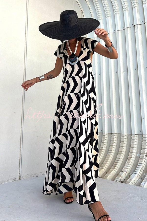 Classic Vintage Dress with a Flattering Fit