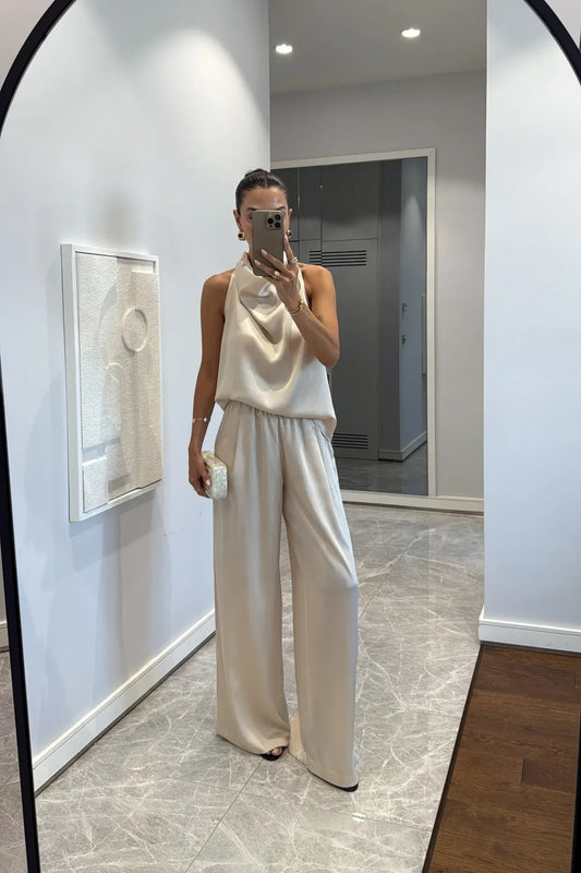 A Vintage Style Pants with Delicate Timeless Details