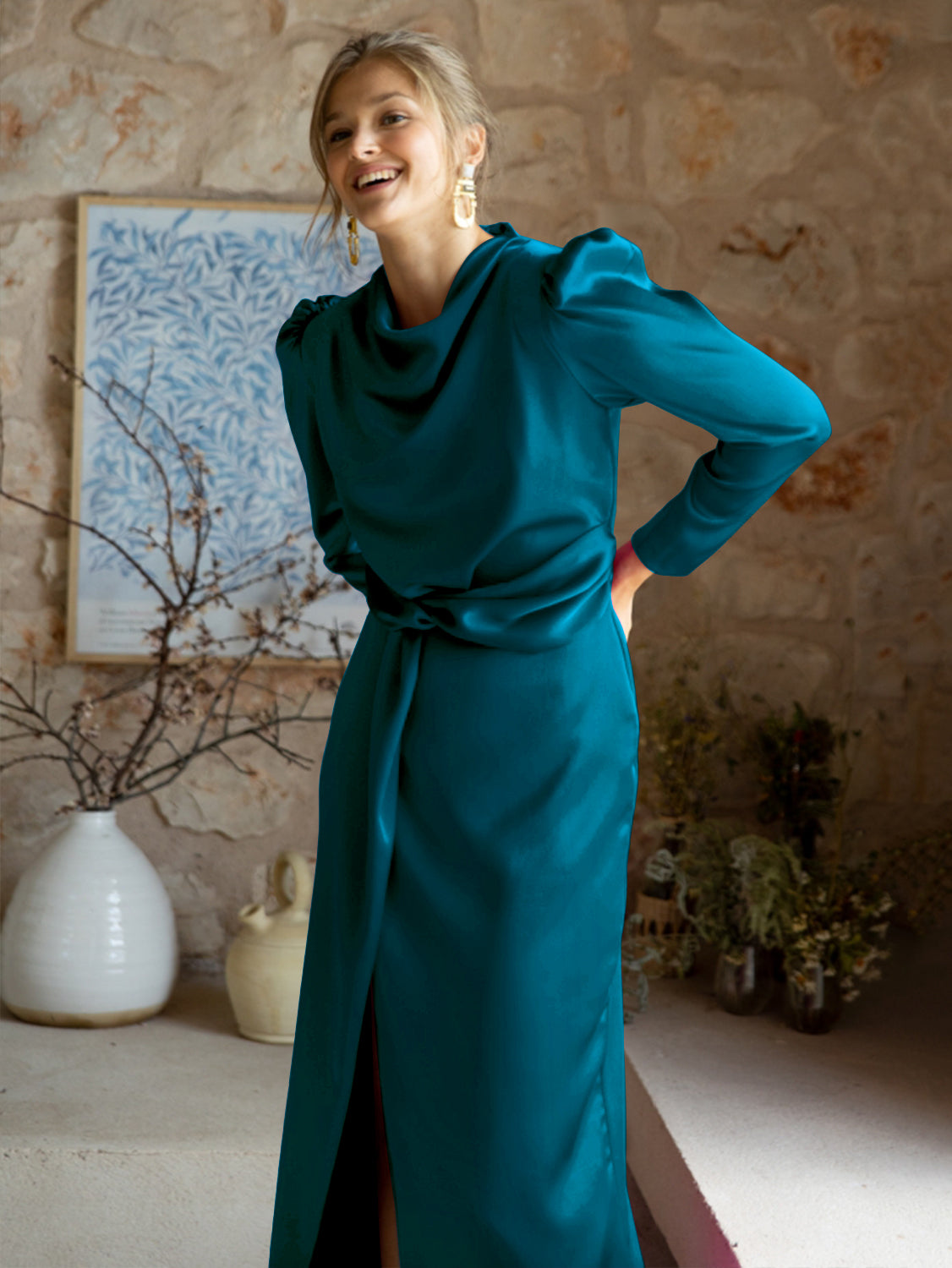 Sophisticated Dress with a Clean Classic Look