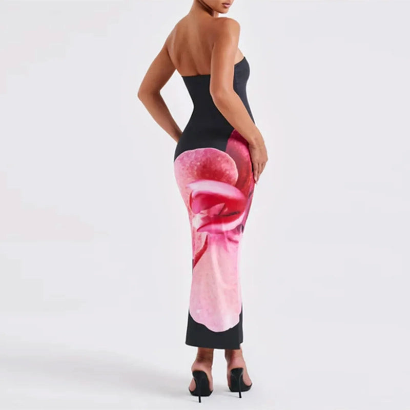 Well Tailored Dress with a Graceful Silhouette