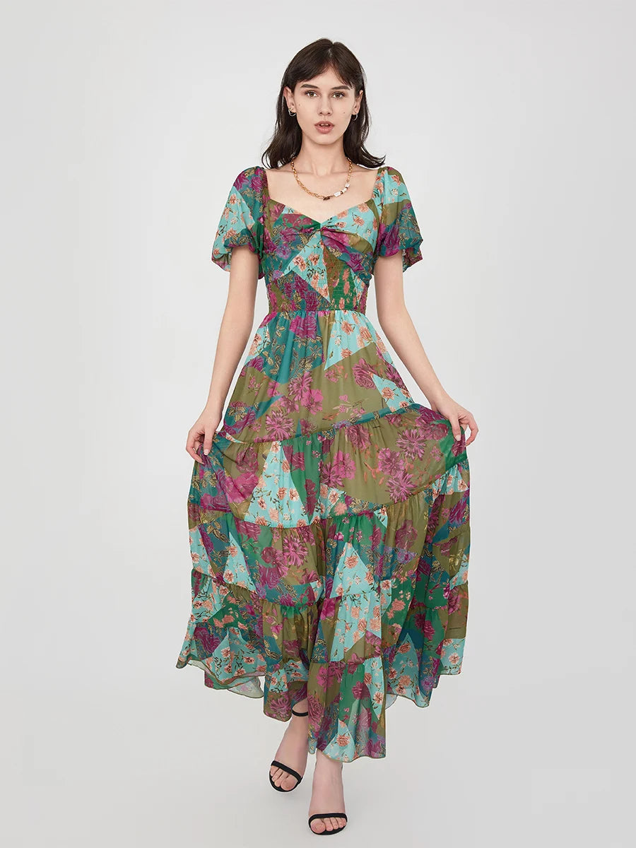 Well Tailored Dress with a Graceful Silhouette