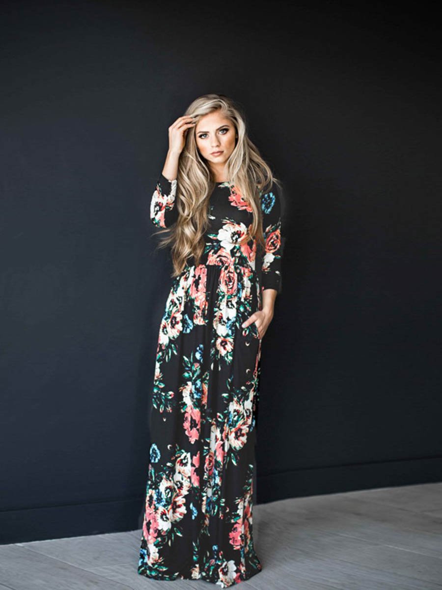 Gracefully Styled Dress for Any Occasion