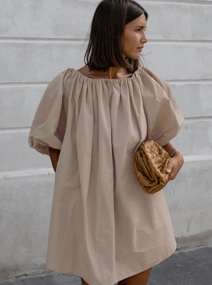 Sophisticated Dress with a Clean Classic Look