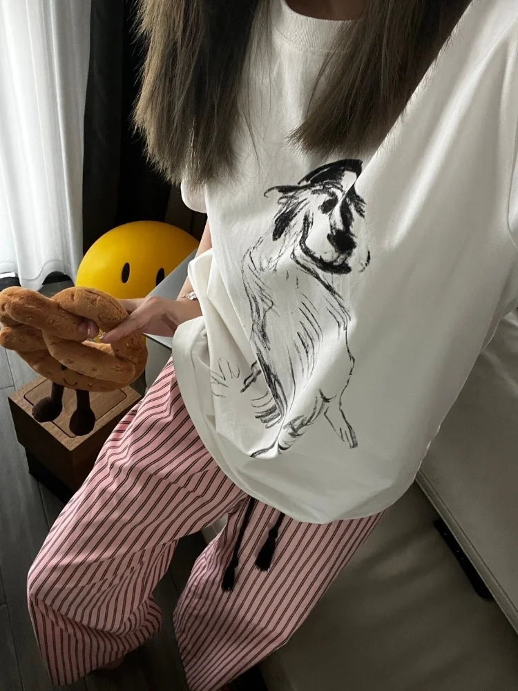 Elegantly Styled Pants for Everyday Wear