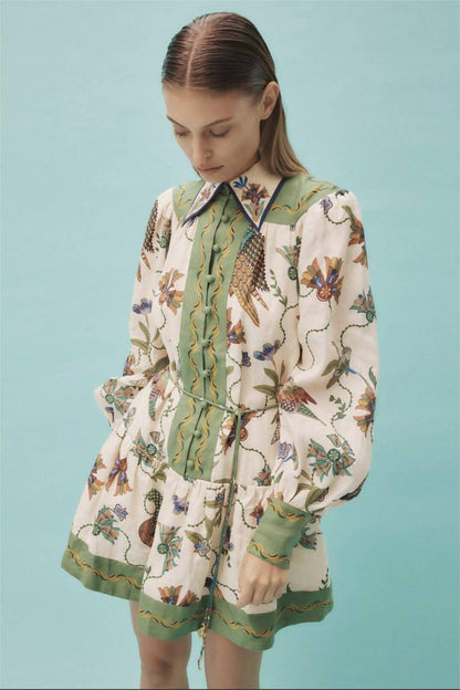 Classic Vintage & Enduringly Stylish Dress