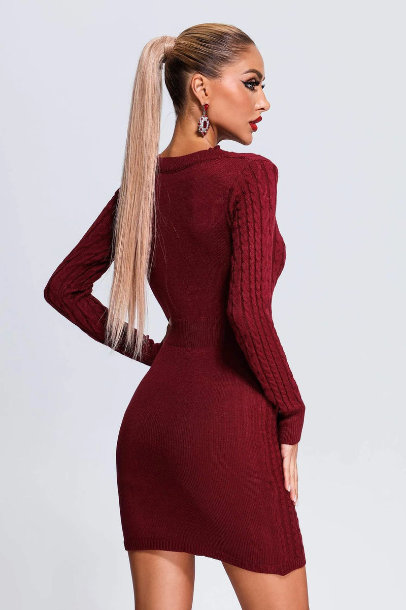 Well Tailored Dress with a Graceful Silhouette
