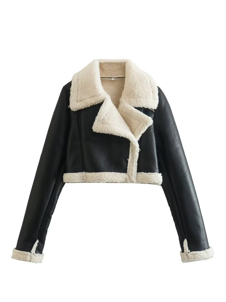 Effortlessly Elegant Jacket with a Timeless Design