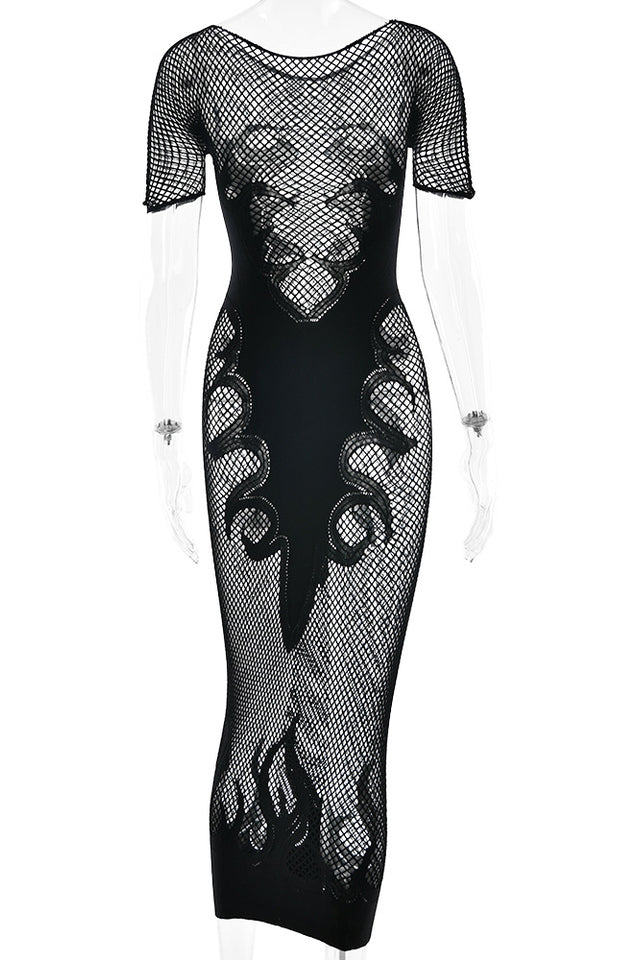 Gracefully Styled Dress for Any Occasion