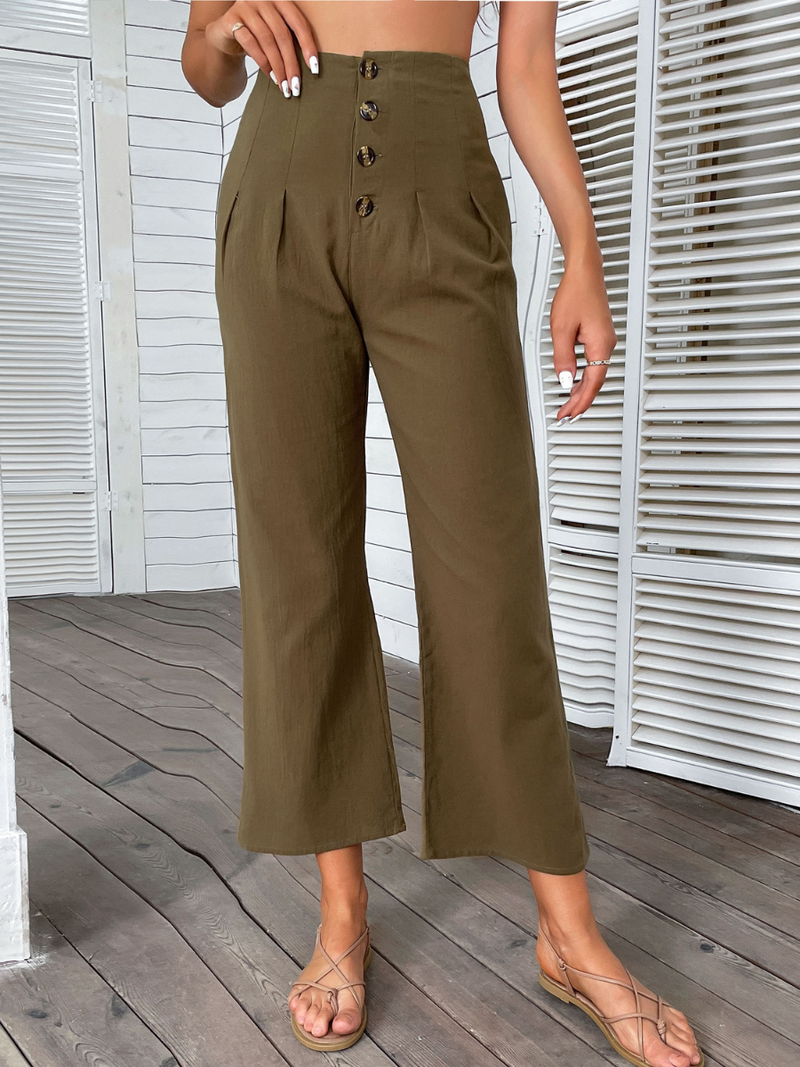 Elegantly Styled Pants for Everyday Wear