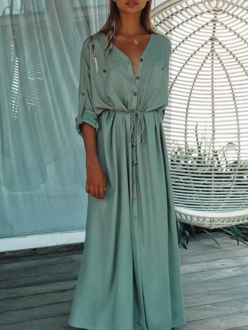 Effortlessly Elegant Dress with a Timeless Design
