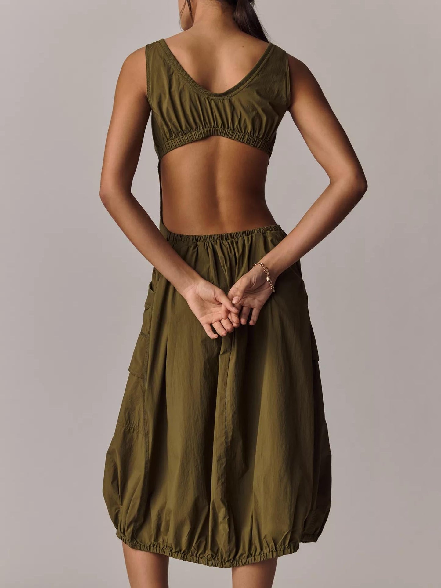 Classic Vintage Dress with a Flattering Fit