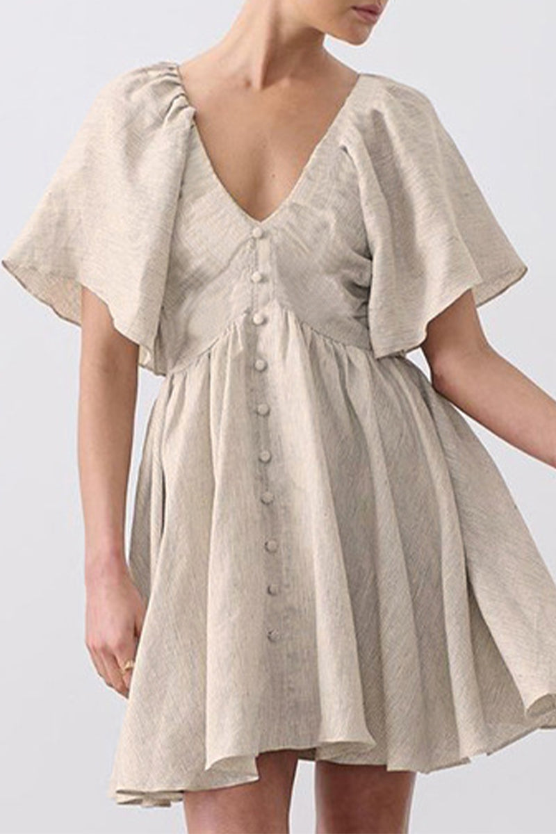 Effortlessly Elegant Dress with a Timeless Design