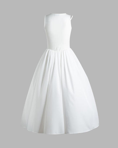 A Vintage Style Dress with Delicate Timeless Details
