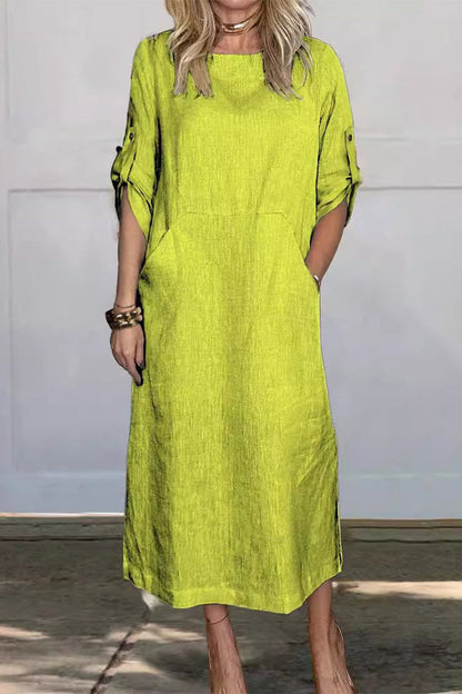 Well Tailored Dress with a Graceful Silhouette