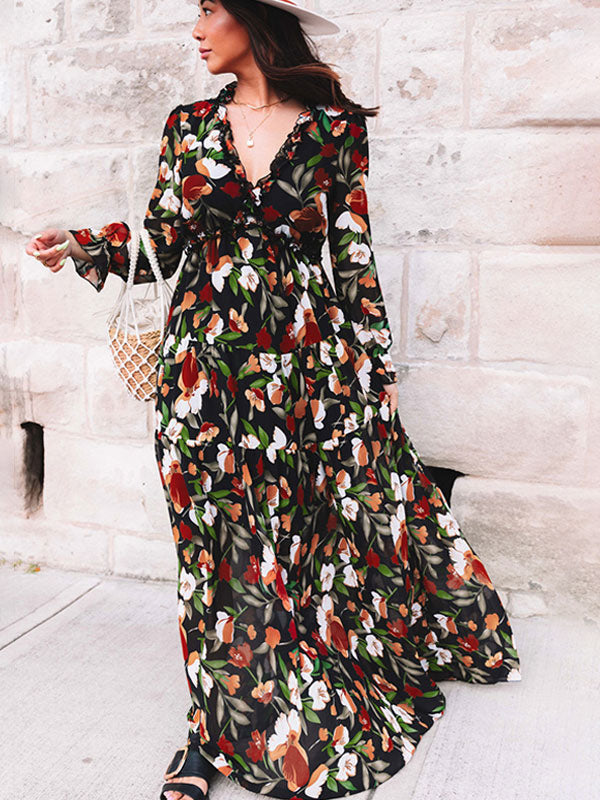 Classic Vintage Dress with a Flattering Fit