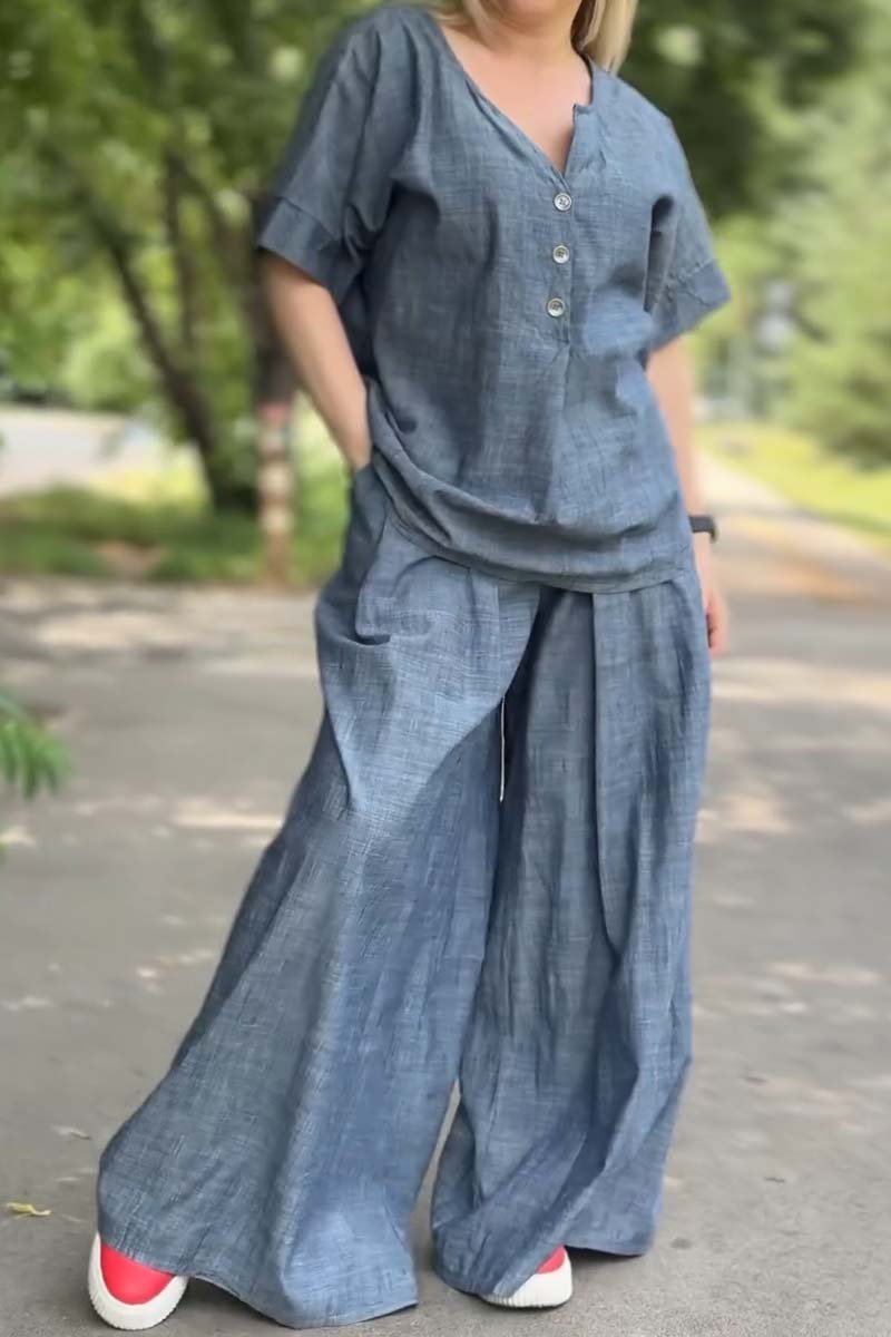 Classic Vintage Pants with a Flattering Fit