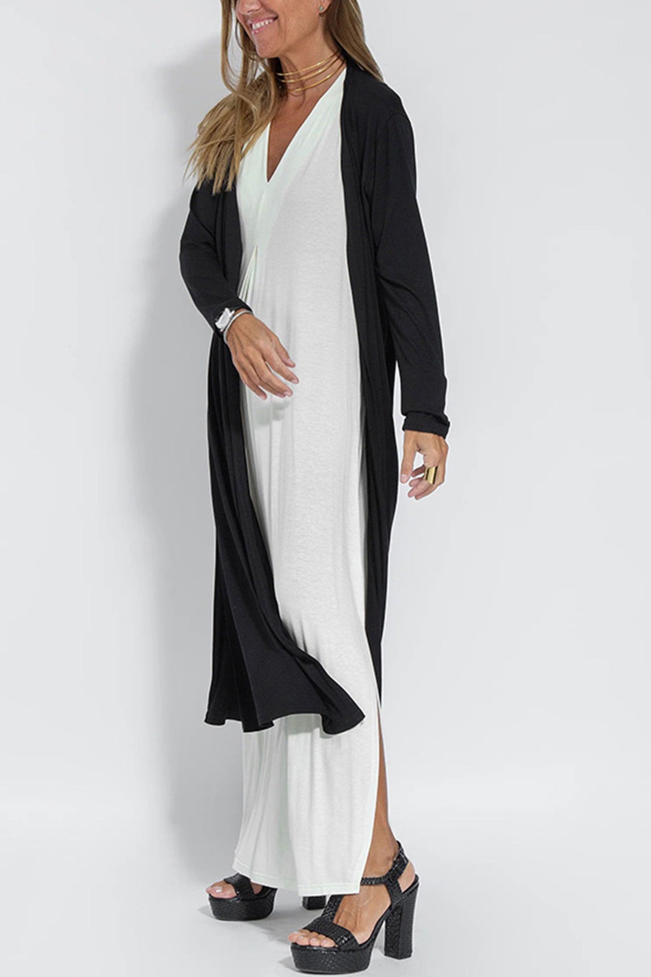 Gracefully Styled Cardigan for Any Occasion