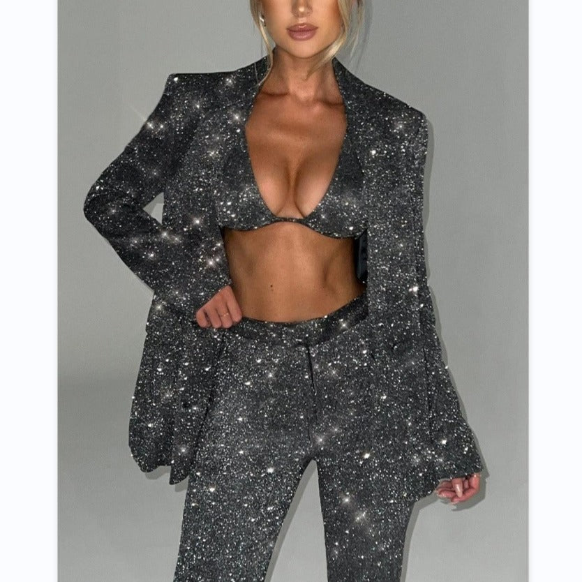 Classic Vintage Pants with a Flattering Fit