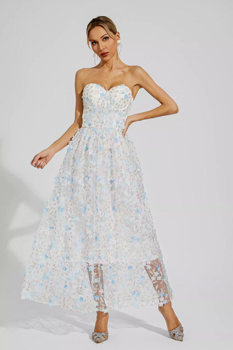 Beautifully Crafted Dress in a Classic Style
