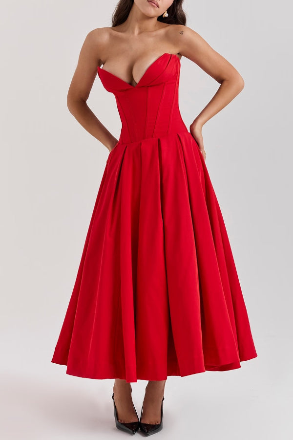 Beautifully Crafted Dress in a Classic Style