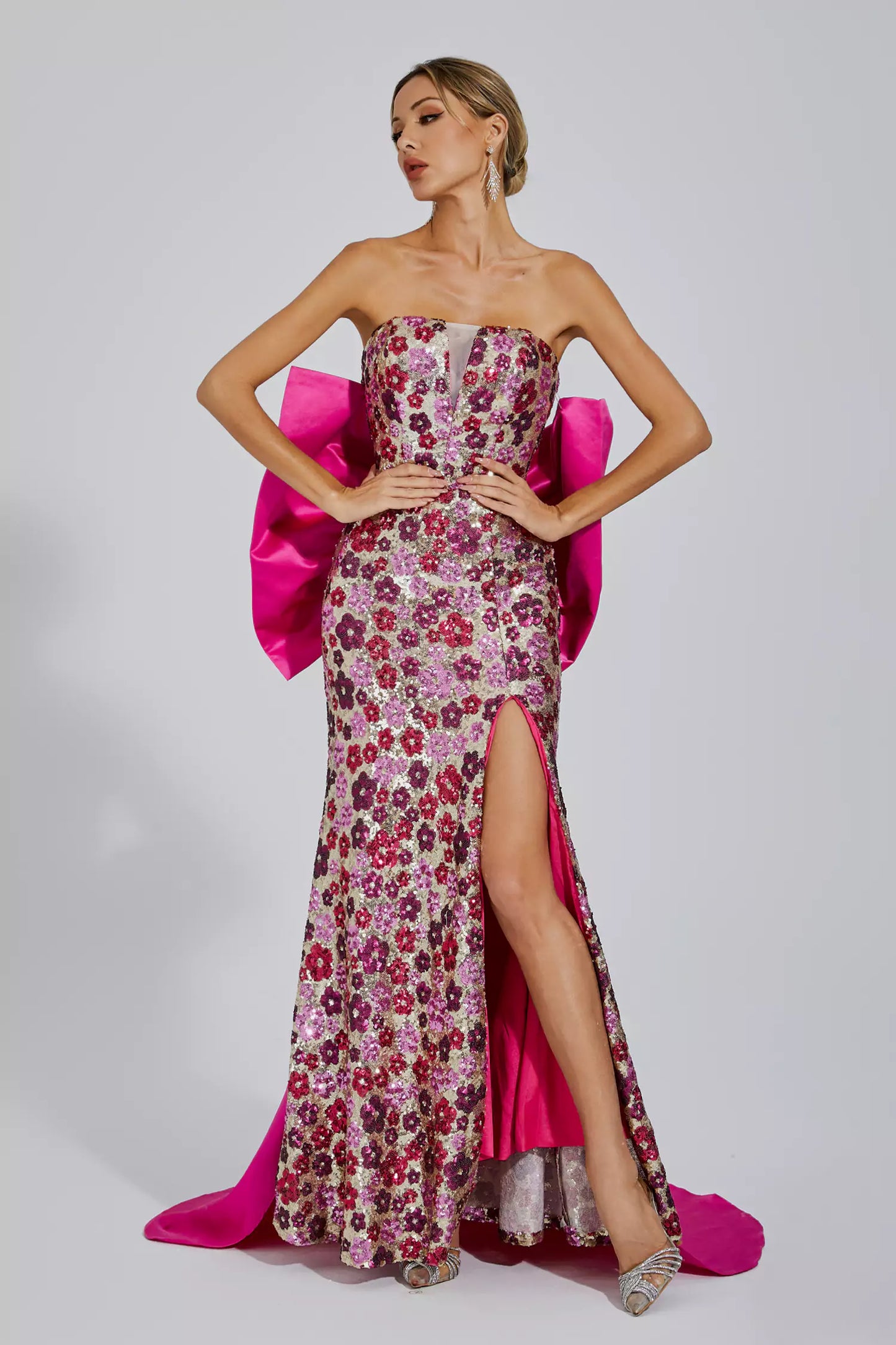 Classic Vintage & Enduringly Stylish Dress