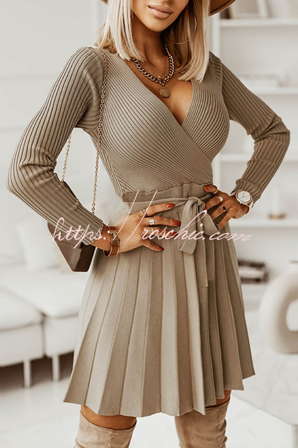 Sophisticated Dress with a Clean Classic Look