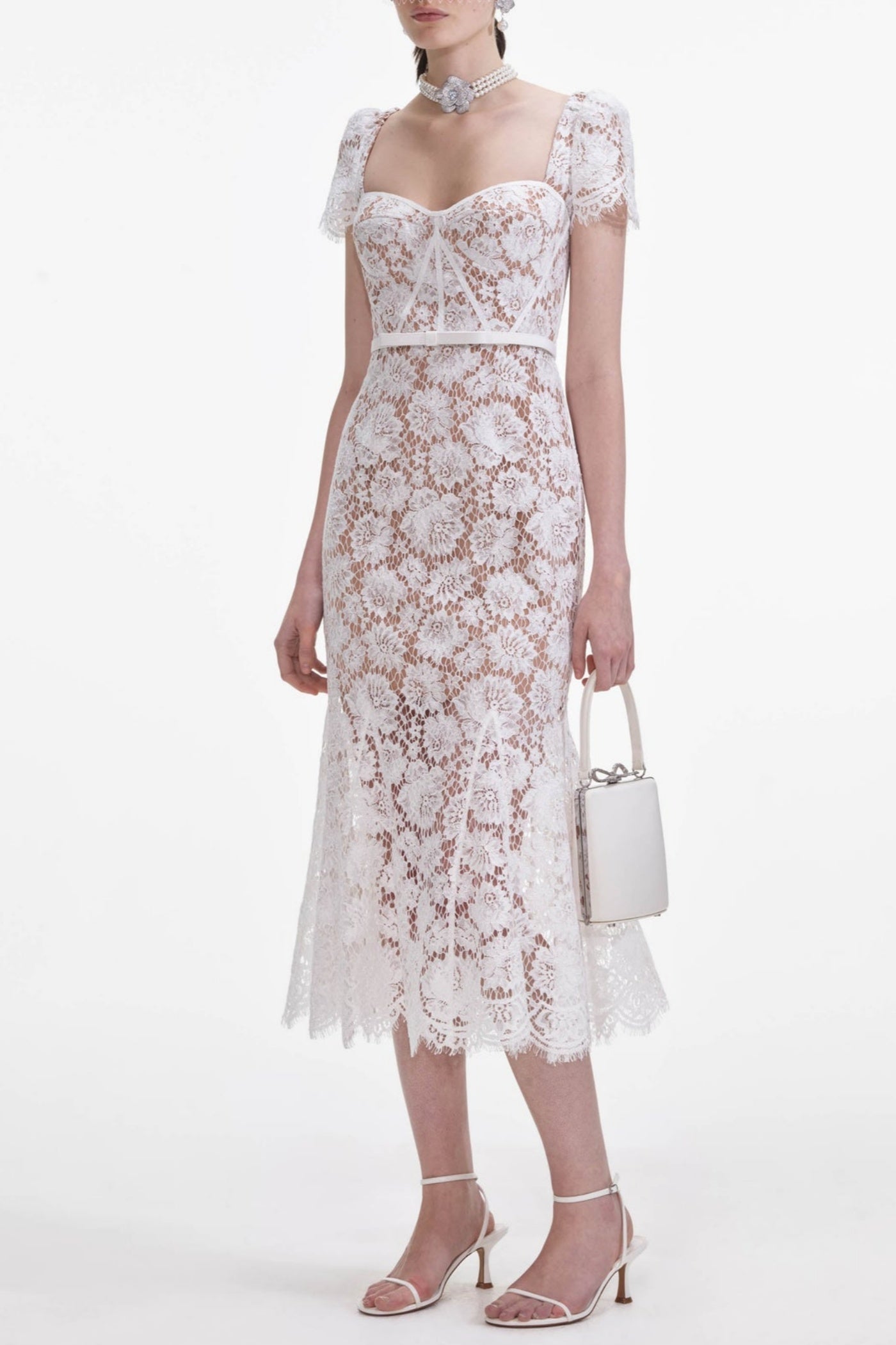 Gracefully Styled Dress for Any Occasion