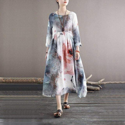 Effortlessly Elegant Dress with a Timeless Design